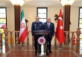 Iran, Turkey Defense Chiefs Eye Stronger Security Partnership