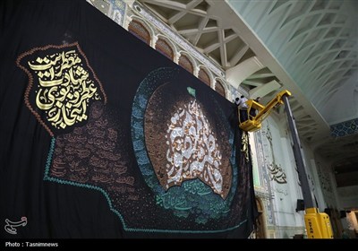 حرم حضرت فاطمه معصومه(س) سیاه‌پوش شد