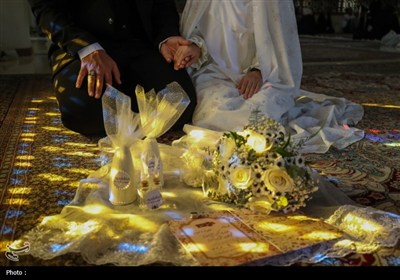 عقد ازدواج 10 زوج جوان در حرم شاهچراغ به‌مناسبت ولادت امام حسن عسکری(ع)