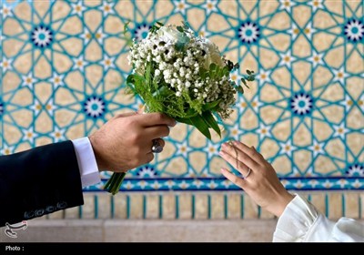عقد ازدواج 10 زوج جوان در حرم شاهچراغ به‌مناسبت ولادت امام حسن عسکری (ع)