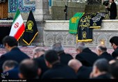 آیین تعویض پرچم گنبد حرم مطهر حضرت معصومه (س)