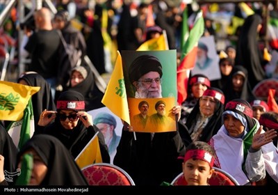 إحیاء الذکرى السنویة الأولى لاستشهاد قادة جبهة المقاومة فی طهران