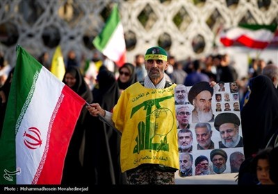 إحیاء الذکرى السنویة الأولى لاستشهاد قادة جبهة المقاومة فی طهران