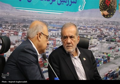 حضور رئیس‌جمهور در شورای برنامه‌ریزی و توسعه استان هرمزگان