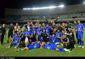 دیدار تیمهای فوتبال  فجر شهید سپاسی و استقلال خوزستان