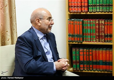 دیدار محمدباقر قالیباف رئیس مجلس شورای اسلامی و آیت‌الله شیخ جعفر سبحانی از مراجع عظام تقلید