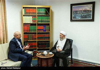 دیدار محمدباقر قالیباف رئیس مجلس شورای اسلامی و آیت‌الله شیخ جعفر سبحانی از مراجع عظام تقلید