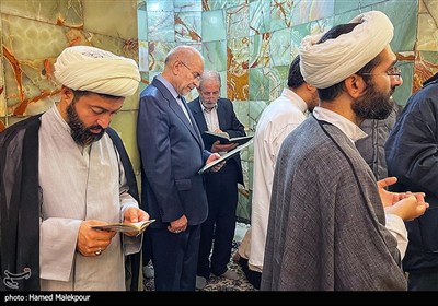 زیارت حضرت فاطمه معصومه(س) توسط محمدباقر قالیباف رئیس مجلس شورای اسلامی - قم