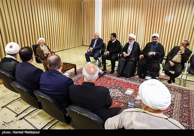 دیدار محمدباقر قالیباف رئیس مجلس شورای اسلامی و آیت‌الله عبدالله جوادی آملی از مراجع عظام تقلید