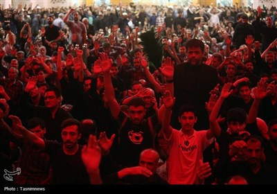 سوگواری زائران حضرت معصومه(س) در شب رحلت بانوی کرامت