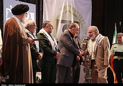 همایش تجلیل و تکریم پیشکسوتان جهاد و مقاومت البرز