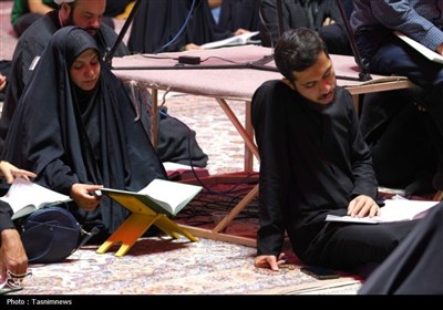 نجواهای نیمه‌شب زائران در حرم حضرت معصومه