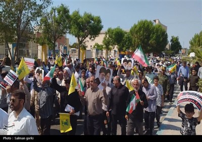 راهپیمایی نمازگزاران بوشهری در حمایت از مردم غزه