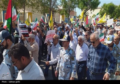 راهپیمایی نمازگزاران بوشهری در حمایت از مردم غزه