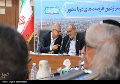 نشست رئیس‌جمهور با فرهیختگان و فعالان سیاسی، اجتماعی و فرهنگی استان هرمزگان