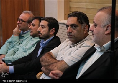 نشست رئیس‌جمهور با فعالان اقتصادی و سرمایه‌گذاران هرمزگانی