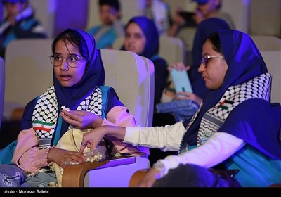 افتتاحیه سی و هفتمین دوره جشنواره بین المللی فیلم‌های کودکان و نوجوانان-اصفهان