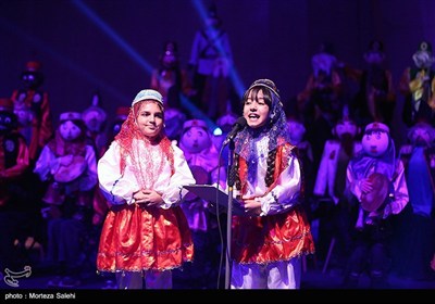 افتتاحیه سی و هفتمین دوره جشنواره بین المللی فیلم‌های کودکان و نوجوانان-اصفهان
