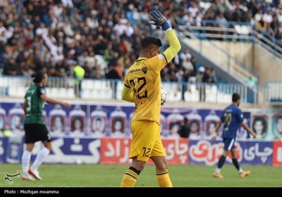 پیروز دلچشب ملوان مقابل خیبرخرم آباد