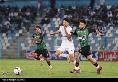 پیروز دلچشب ملوان مقابل خیبرخرم آباد