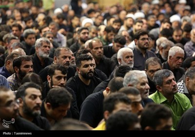 سنگ تمام مردم قم در عزاداری شام رحلت بانوی کرامت