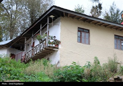 جریان زندگی در خانه‌های کاهگِلی روستاهای اشکور گیلان