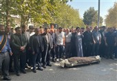 وداع دانشجویان دانشگاه تهران با هم‌دانشگاهی خود