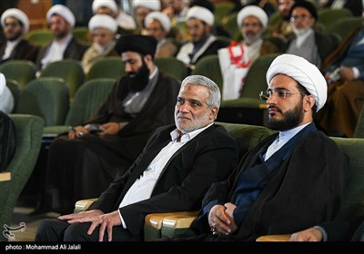  مجید قلی زاده مدیرعامل خبرگزاری تسنیم در آیین رونمایی از صفحه حوزه و روحانیت خبرگزاری تسنیم - قم 