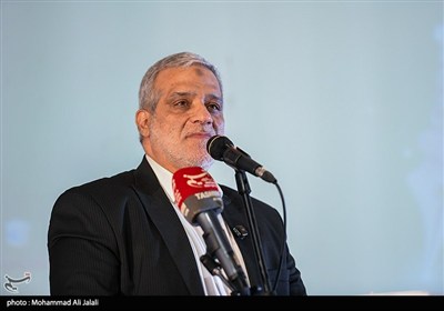 سخنرانی مجید قلی زاده مدیرعامل خبرگزاری تسنیم در آیین رونمایی از صفحه حوزه و روحانیت خبرگزاری تسنیم - قم