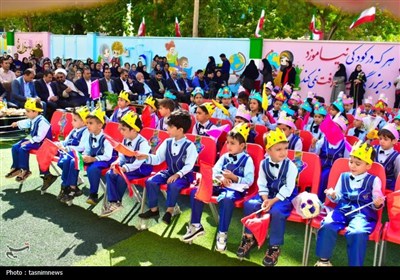 22 هزار غنچه به سوی الفبا