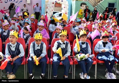 22 هزار غنچه به سوی الفبا