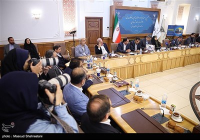 آیین امضای قراردادهای تامین ناوگان ریلی