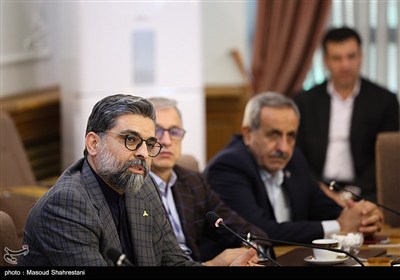 آیین امضای قراردادهای تامین ناوگان ریلی