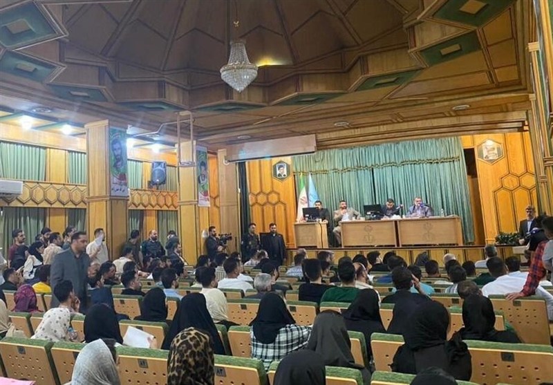 آغاز دادگاه علنی موبایل موسوی با ۴ هزار و ۸۹۲ شاکی در ساری