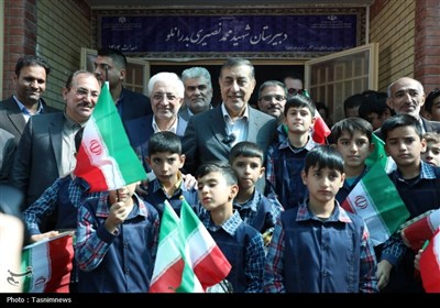 آیین بهره برداری متمرکز 56 پروژه با 162 کلاس درس در خراسان ش ...