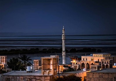 «از بام تا مهتابی»؛ شب آیینی بندر تاریخی &quot;لافت&quot; در جزیره قشم