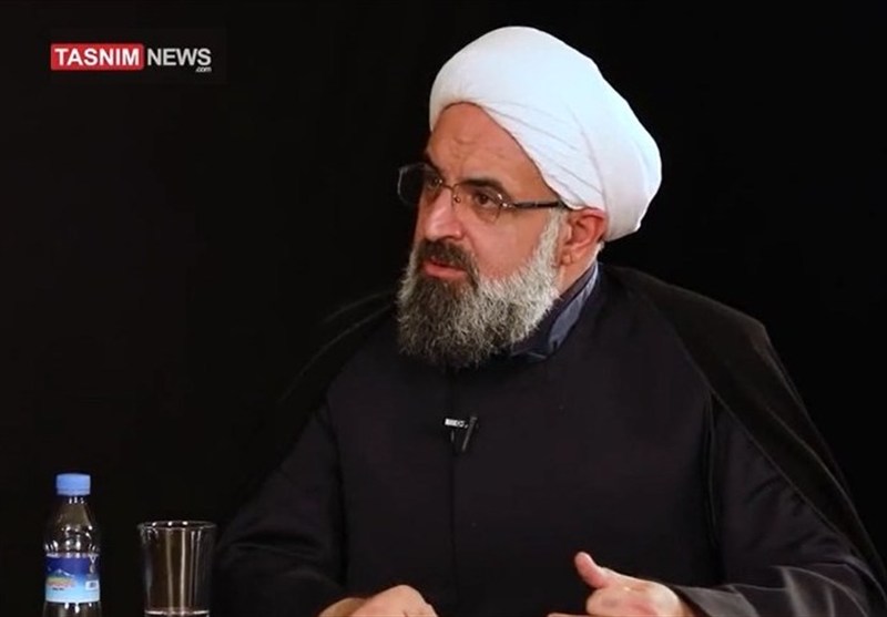 آيا در برخورد با بي حجابي تعارض بين شرع و قانون وجود دارد؟