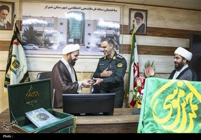 تکریم دلاورمردان عرصه نظم و امنیت، توسط آستان شاهچراغ(ع)- عک ...