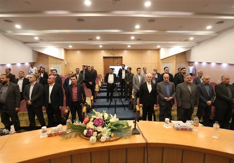 در همایش مدیران فوتبال مطرح شد؛ تأکید بر پرتماشاگر شدن بازی‌ها و انتقاد از قراردادها