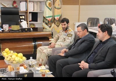 دیدار مسئولان تعزیرات با فرمانده مرزبانی کردستان- عکس صفحه ا ...