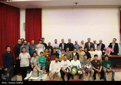تجلیل از مدال آوران و مربیان هیئت ترای اتلون کردستان- عکس صف ...