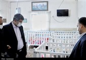 بازدید استاندار یزد از شیرخوارگاه‌ و موسسه خیریه کودکان در یزد