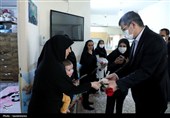 بازدید استاندار یزد از شیرخوارگاه‌ و موسسه خیریه کودکان در یزد
