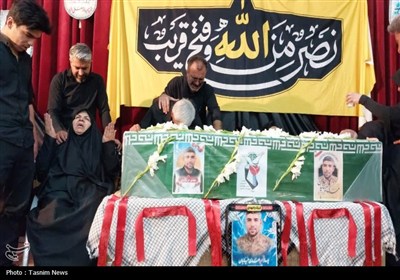 شهيد،چشماني،شاهرود،گريه،تابوت،اشك،پيكر،دراز،جمعيت،جوان،حضور، ...