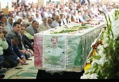 تشییع پیکر مطهر شهید والامقام &#171;غلامرضا جمشیدی پور&#187; در خرم‌آباد