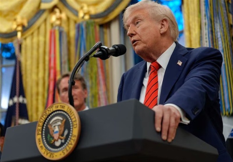 ترامپ دموکرات‌ها را مقصر اصلی اخراج کارکنان دولت دانست