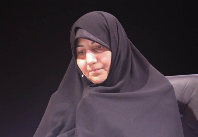 زن در مرکز حافظه مقاومت است نه در حاشیه جنگ‌ها