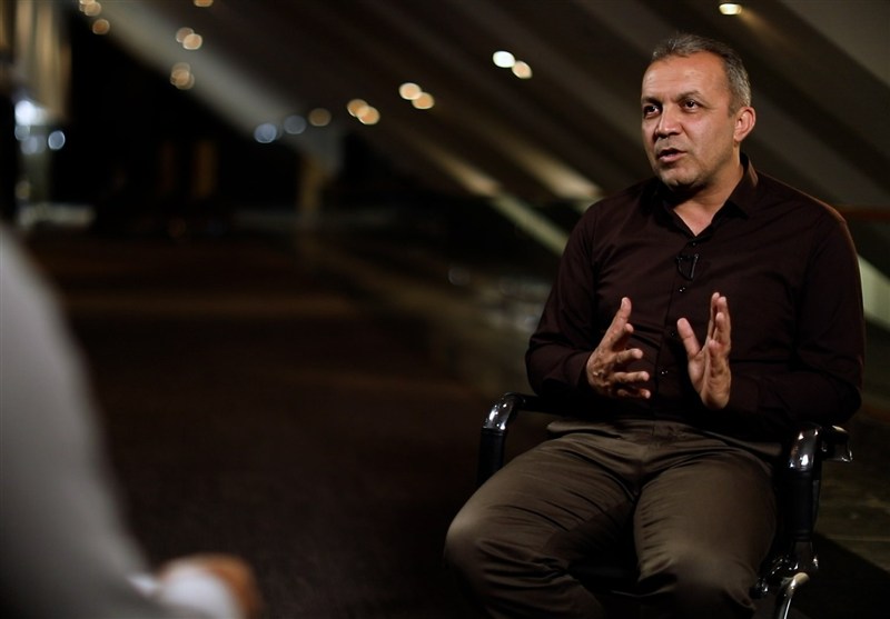 فروردین: گزارش‌‌ مدیران استقلال و پرسپولیس با واقعیت مطابقت نداشت/ وزیر ورزش باید پاسخگو سؤالات باشد