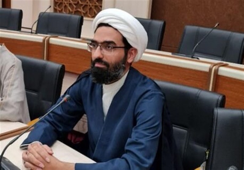 رویکرد رسانه‌های حوزوی پاسخگویی به مسائل روز جامعه باشد