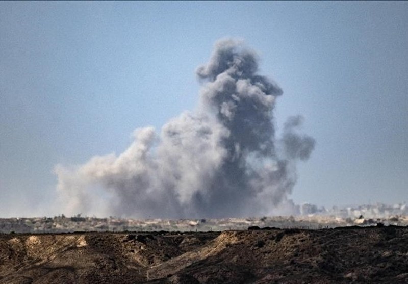 Over 300 Civilian Vehicles Destroyed in Massive Israeli Strike in Southern Lebanon